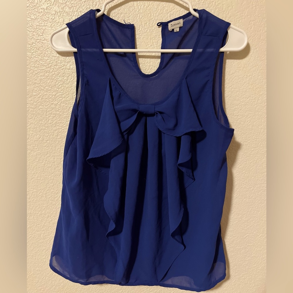 Large B_envied Tank